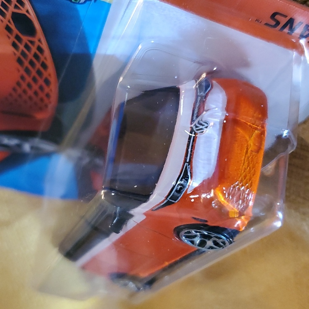 Hot Wheels - Picture 3 of 9